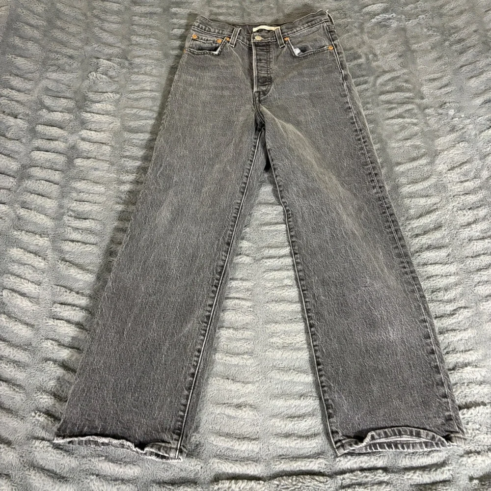 Levis Premium Ribcage Straight Jeans Gray Black Wash High Rise 25x27 72693-0037